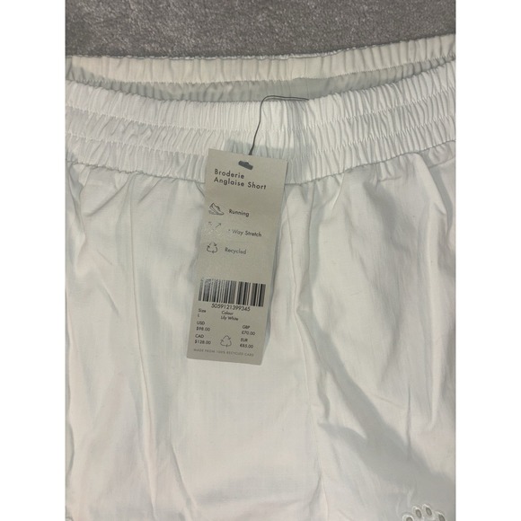 SWEATY BETTY‎ BRODERIE ANGLAISE SHORTS WOMENS Lily White L 10 RUNNING NWT EYELIT - Picture 2 of 15
